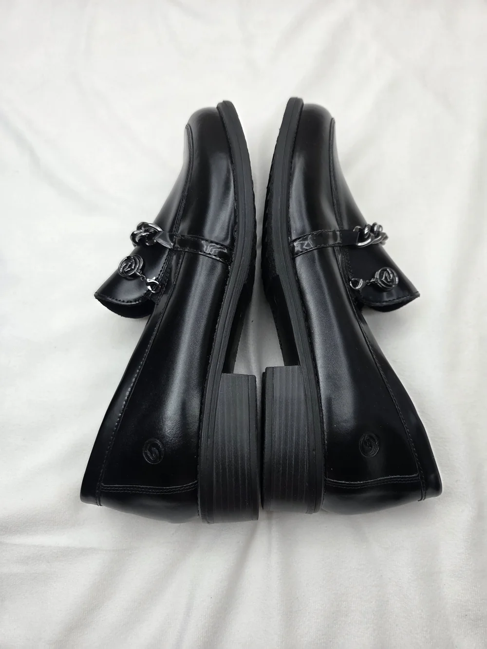 Remonte Women’s Black Leather Chain Loafers EU 41 Slip On Shoes